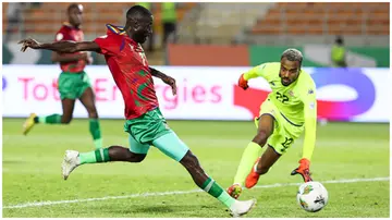 Deon Hotto fights for the ball with Bechir Ben Said during the Africa Cup of Nations 2023 Group E football match between Tunisia and Namibia. Photo: Fadel Senna.