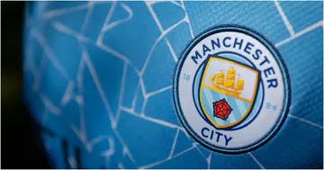 Manchester City threaten legal action against small Chilean club due to eerie similarity in club badges