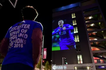 Jamie Vardy (R) whose 24 goals proved pivotal in Leicester's fairytale 2015/16 Premier League title winning campaign has extended his contract with them to 2024