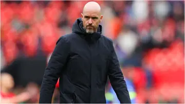 Erik ten Hag looks on during the EPL clash against Burnley. Photo by James Gill.