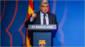 Joan Laporta, Barcelona, FFp, UEFA, Manchester United