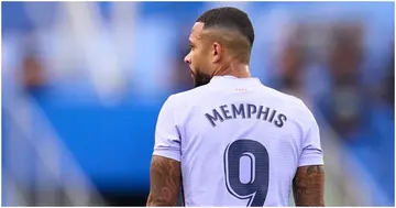 Memphis Depay, Antonio Conte, Barcelona, Tottenham Hotspur