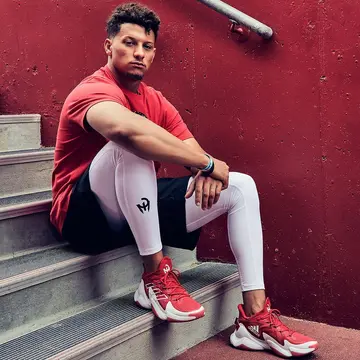 What is Pat Mahomes real name?