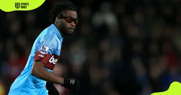 What happens if a footballer needs glasses?