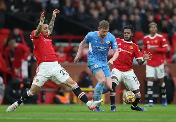 Sinclair says Ronaldo deserves red card for his tackle on De Bruyne during Manchester derby.