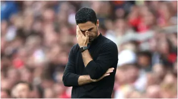 Mikel Arteta looks dejected during the Premier League match between Arsenal and Norwich City at Emirates Stadium. Photo by Julian Finney.