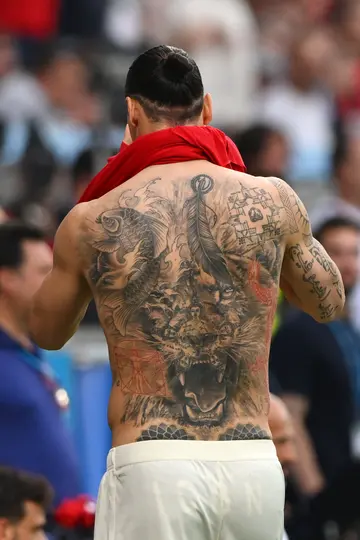 Football players' tattoos