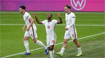 Raheem Sterling’s Early Goal Was Enough for England Beat Czech Republic to Top Group D