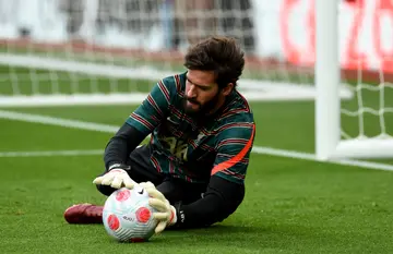 Alisson Becker's salary, wife, height, net worth, Instagram, stats, and more