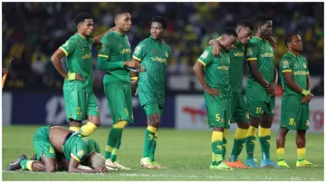 Yanga players dejected after the penalty shootout against Mamelodi Sundowns. Photo: Goal. 