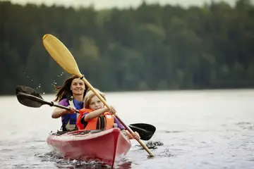 Which Is Better A Kayak Or Canoe, 