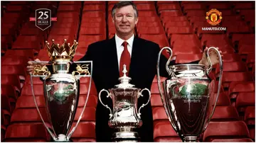 Sir Alex Ferguson, Manchester United, Premier League, Champions League, FA Cup.