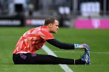 Bayern Munich goalkeeper warming up ahead of his comeback against Darmstadt 98 in October