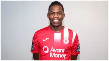 Kenyan striker, Wilson Waweru has finalised a transfer to Sligo Rovers after a loan spell with Cobh Ramblers.