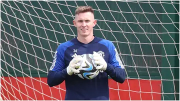 Dean Henderson, Manchester United, Carrington, Premier League.