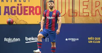 Stunning first photos of Sergio Aguero in Barcelona colors emerge