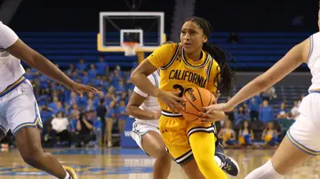 Is Jayda Curry related to Steph Curry?