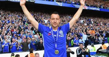 John Terry salutes fans after the Premier League match between Chelsea and Sunderland at Stamford Bridge in 2017. Photo by Michael Regan.