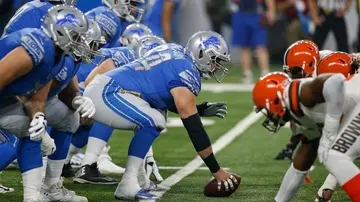 What NFL team has the heaviest offensive line?