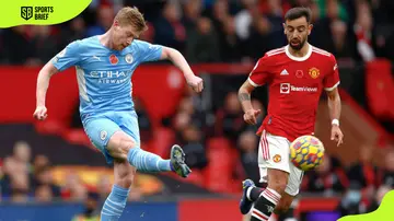 Kevin de Bruyne and Bruno Fernandes in action during their Premier League match