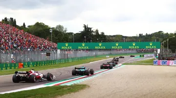 How many F1 circuits are there?