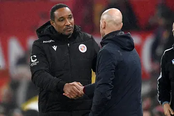 Reading manager Paul Ince (L)