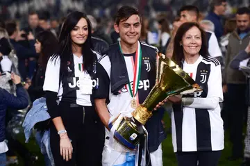 Where is Dybala's parents from?