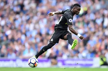 Christian Atsu playing for Newcastle in 2017