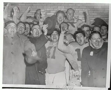 Cleveland Browns celebrate the 1945 championship