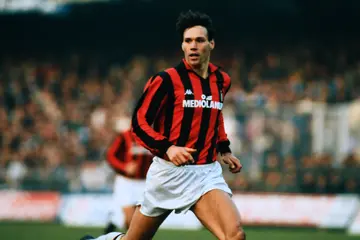 Marco van Basten in action during the Serie A match between Napoli and AC Milan