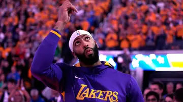 Anthony Davis, Los Angeles Lakers, Golden State Warriors, LeBron James, Steph Curry, Kevon Looney, Klay Thompson, Draymond Green, NBA, NBA Playoffs