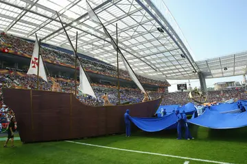 Portuguese performers at Dragao stadium