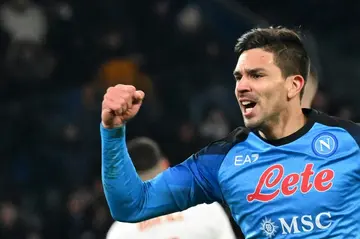 Argentinian Giovanni Simeone scored the winner against Roma to leave Napoli in firm control of the Italian title race
