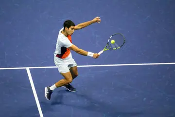 What are the different types of tennis shots?