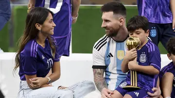 Who is the girl who loves Messi?