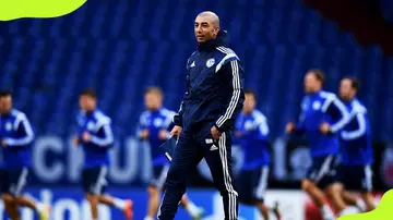 Roberto di Matteo during Chelsea's training session at Veltins Arena