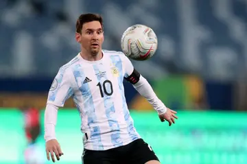World's 'worst football club' offers Lionel Messi 15-year contract with bizarre bonuses package