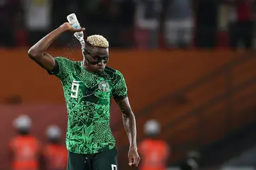 Victor Osimhen cools off during Nigeria's 1-0 win over Angola in the quarter-finals of the Africa Cup of Nations