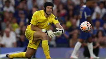 Chelsea legend Petr Cech throws the ball out during the Legends football match between Chelsea and Bayern Munich at Stamford Bridg. Photo by Adrian Dennis.
