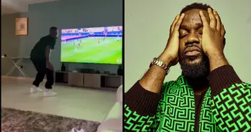 Sarkodie watching Ghana against Morocco. SOURCE: Twitter/ @KafuiDey
