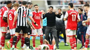 Mikel Arteta reacts as Gabriel Jesus of Arsenal lies on the floor during the Premier League match between Newcastle United. Photo by Michael Regan.