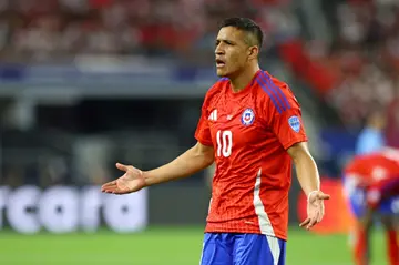 Chile forward Alexis Sanchez reacts to a missed chance in Friday's 0-0 draw with Peru in Arlington