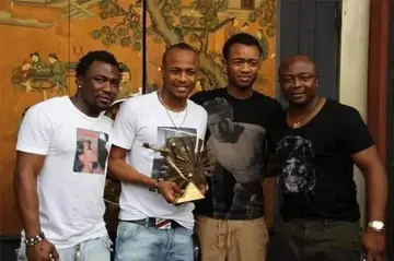Family Goals: Ayew brothers reunite as they pose in heartwarming family photo