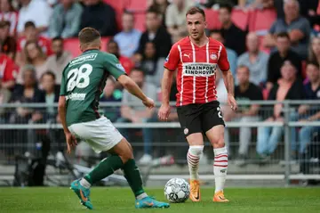 Mario Gotze (R) in action for PSV Eindhoven last season