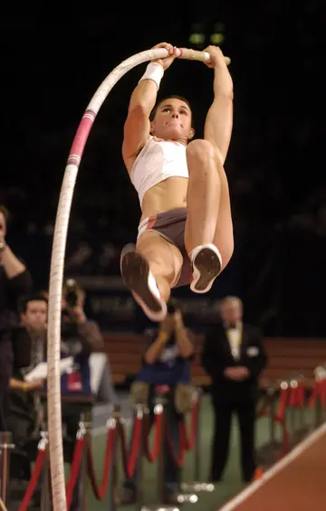 Who won the first women's pole vault?