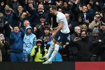 Harry Kane scored twice against Nottingham Forest to restore Tottenham to winning ways