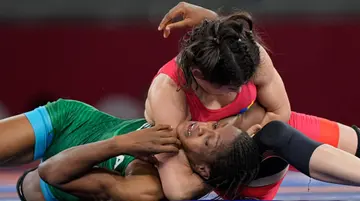 Tokyo 2020: Sad News for Nigeria As Impressive Wrestler Adekuoroye Loses by Fall After 8–2 Lead