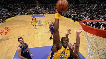How many rings does Shaq have with Kobe?