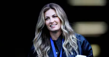 How much does Erin Andrews make a year
