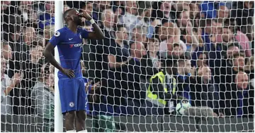 Antonio Rudiger cuts a dejected face during a past Chelsea match. Photo: Getty Images.